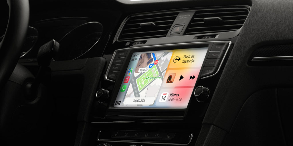 utilizzo di Siri su CarPlay in auto